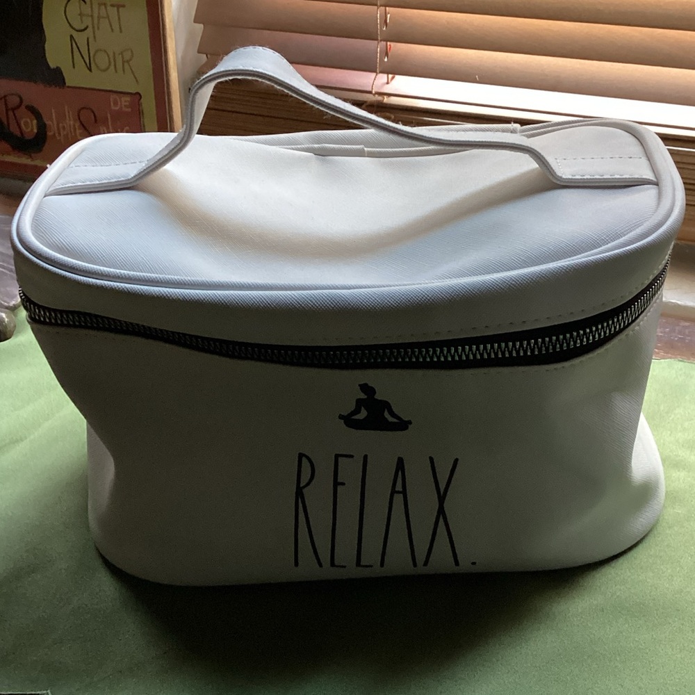 Rae Dunn Relax Travel Bag